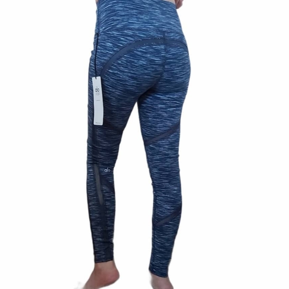 ALO Yoga CONTINUITY LEGGING Rich NAVY Space DYE. - Picture 12 of 16